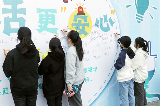 图3.JPG