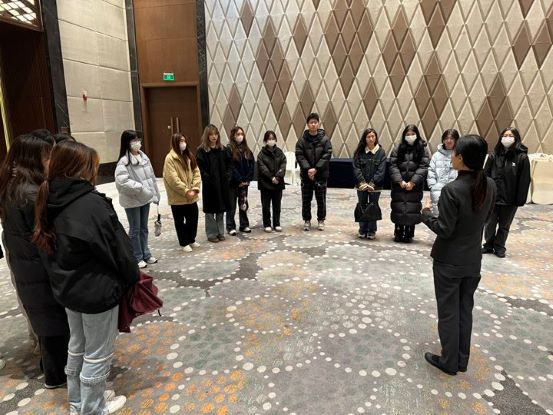 1705392282749671.jpg 图2 商务接待和商务礼仪介绍111.jpg