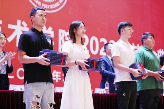 1593505782221164.png 图片9.png